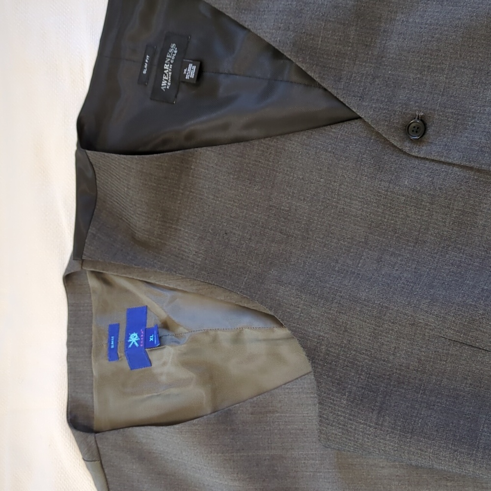 Men's Warehouse Suit Vests